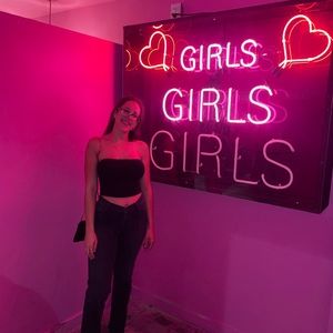 Meet your Posher, Samantha